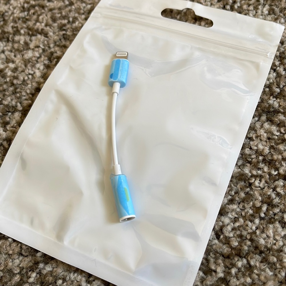 iPhone AUX Cord Dongle